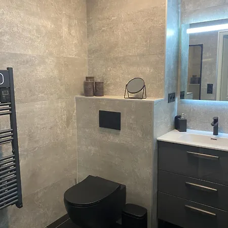 Appartement T2 Jacuzzi Prive Clim & Parking Calme & Cosy Agde
